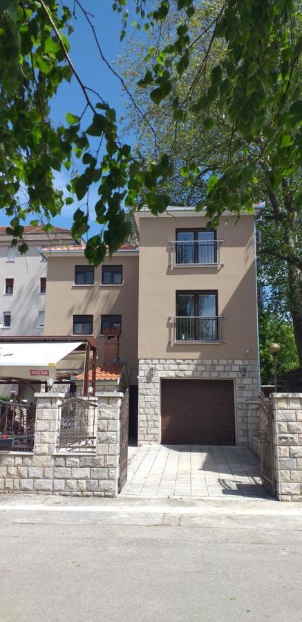 Hotel Smjestaj Miljas Trebinje Exterior foto